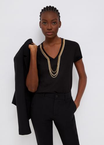 LIU JO �ierne tri�ko so �perkovou retiazkou