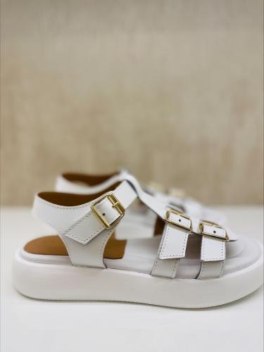 Biele kožené sandalky Lestrosa