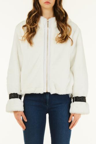 Biela ko�u�inov� bunda LIU JO