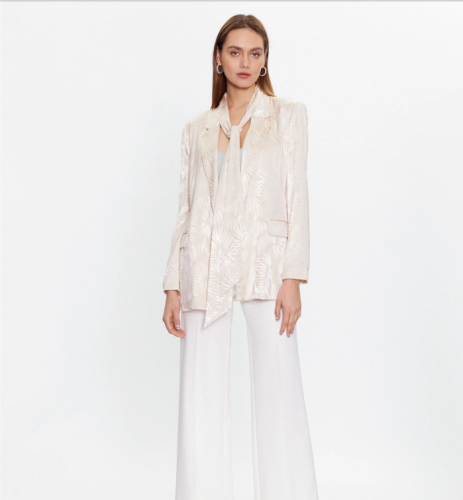 B�ov� sako Guess