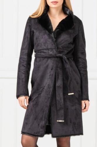 Kabát Liu Jo v čiernej farbe s kožušinkou vo vnútri