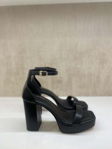 MICHAEL KORS DMSKE LODIKY BLACK