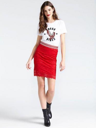 Tri�ko Guess s kamienkami